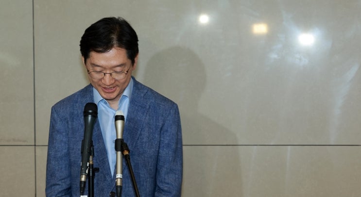 광복절 특사로 다시 떠오른 ‘<b>김경수 복권</b>’