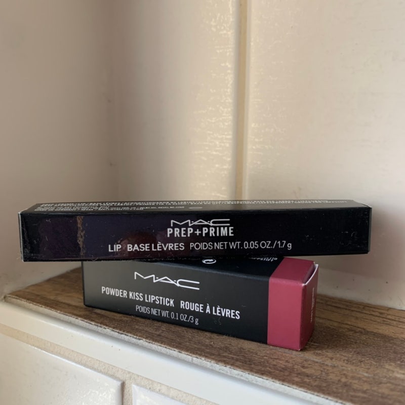 맥 MAC 파우더키스 버닝러브, 립프라이머