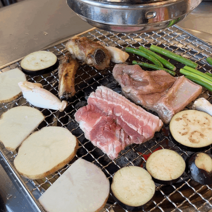  울산 삼산 맛집 신선한 생돼지갈비 즐기기 좋은 홍이집 삼산점