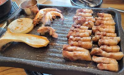  [그때그집] 제주 세화해변 흑돼지 오겹살 전문점 : 쫀득한 오겹살과 찌개 세트 메뉴