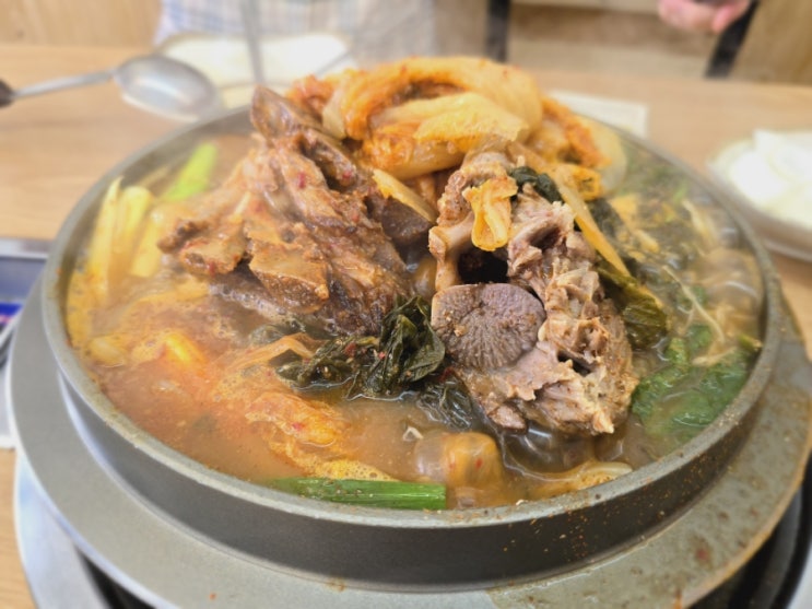  굴포천맛집 별미감자탕 부평점 묵은지 감자탕 맛있어요!