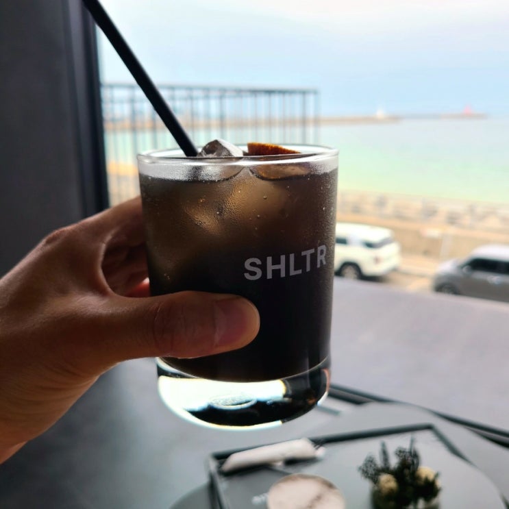  속초 바다뷰 카페 추천 오션뷰 셜터 SHLTR