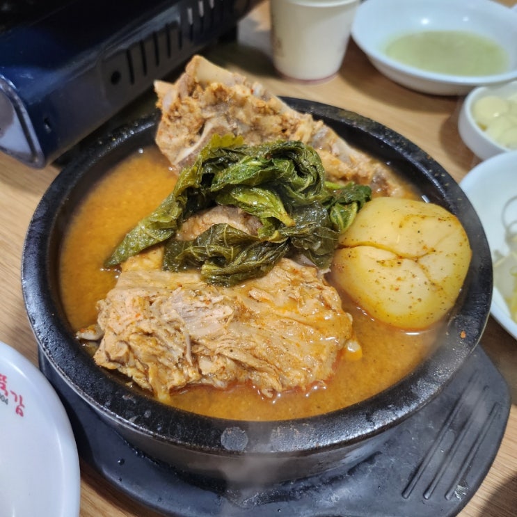  [광화문] 감자탕 맛집 '뚝감' 삽겹살 조합 추천
