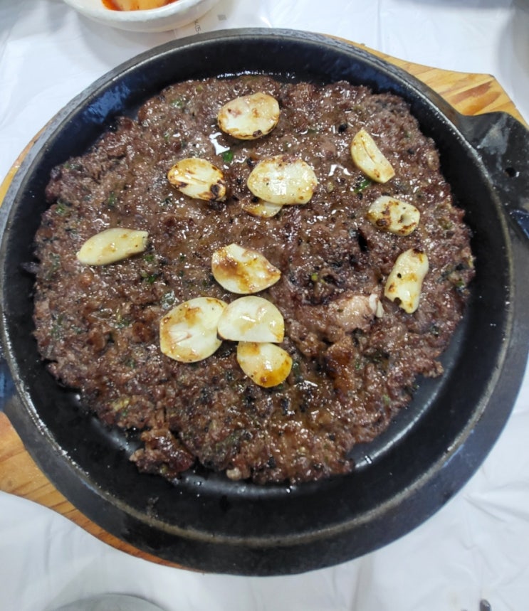  군산여행 공기밥시키면 곰탕주는 떡갈비 맛집 : 진갈비 내돈내산