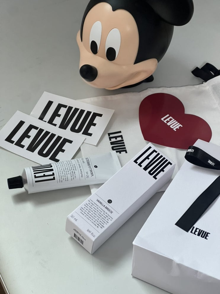  르뷔 핸드크림 LEVUE 퍼퓸 바닐라브리즈