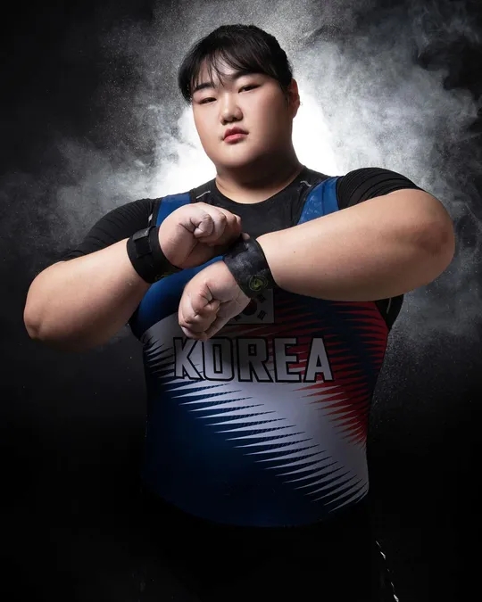 역도 <b>박혜정</b> 인상 131kg2위로 마무리 한국신기록 장미란이란... 