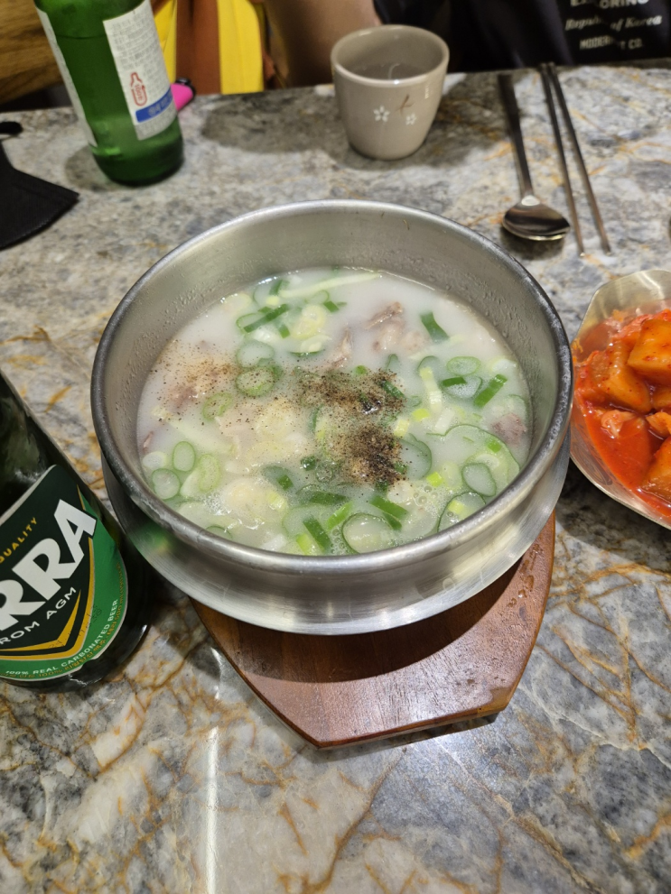  [강남구 역삼동] 서울깍두기 강남역삼점 (프랜차이즈의 실패하기 힘든 안정된 설렁탕과 달달한 깍두기)