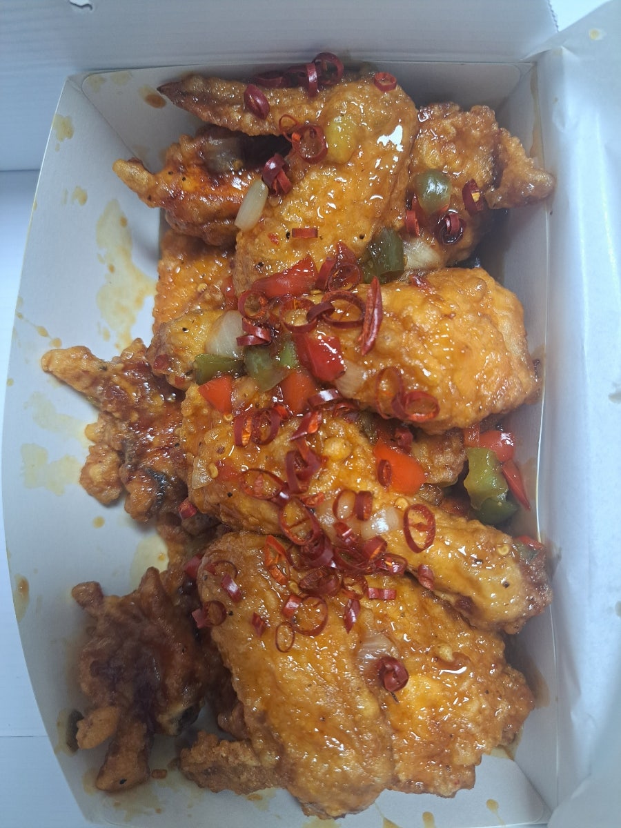 호식이두마리치킨 발산점 사진 1