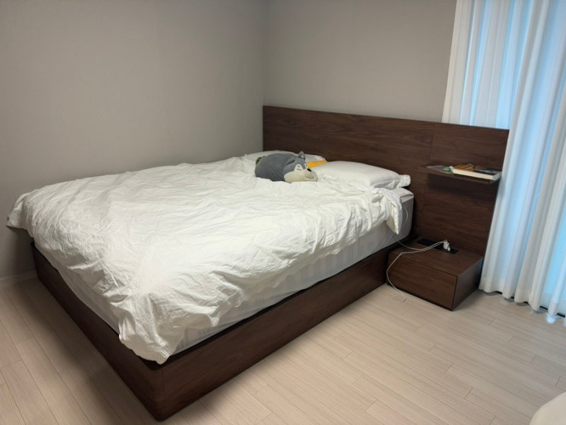 [시몬스 침대] 리뉴얼 뷰티레스트 자스민 라지킹 신혼부부 침대+스마트 협탁