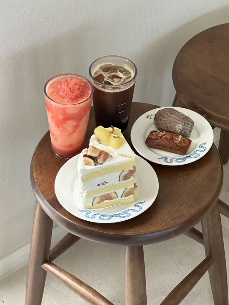  광주 수완지구 신상 대형카페 케이크 디저트 맛집 크림집