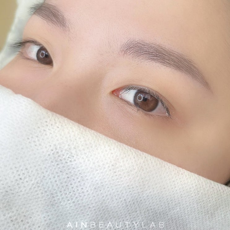  눈썹을 그리고 다니는게 나을까요? 눈썹문신을 해야하는게 좋을까요? 눈썹문신 vs 눈썹그리기