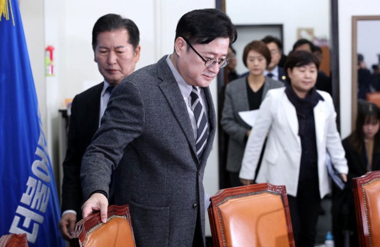 <b>정봉주</b> <b>이재명</b>, 민주당의 긴장 타파, <b>정봉주</b>의 대담한 발언