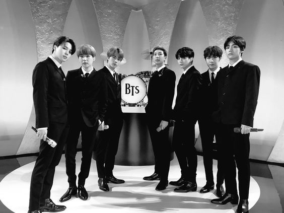 BTS와 비틀즈, 시대의 청년을 대변하다.