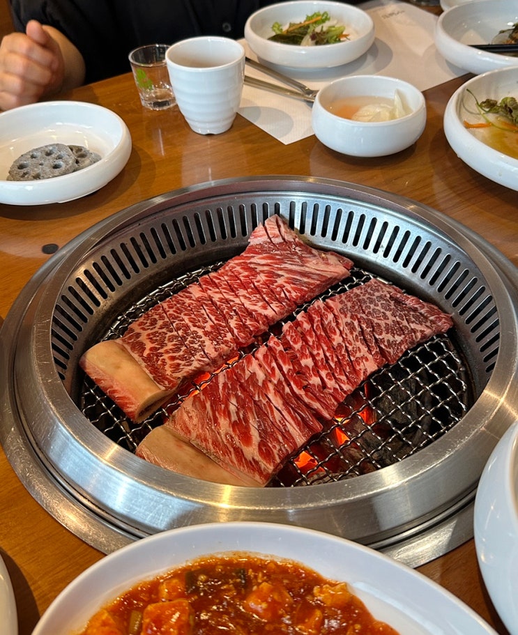  서판교 고깃집 :: 우설화 주말 룸 한정식 내돈내산 후기