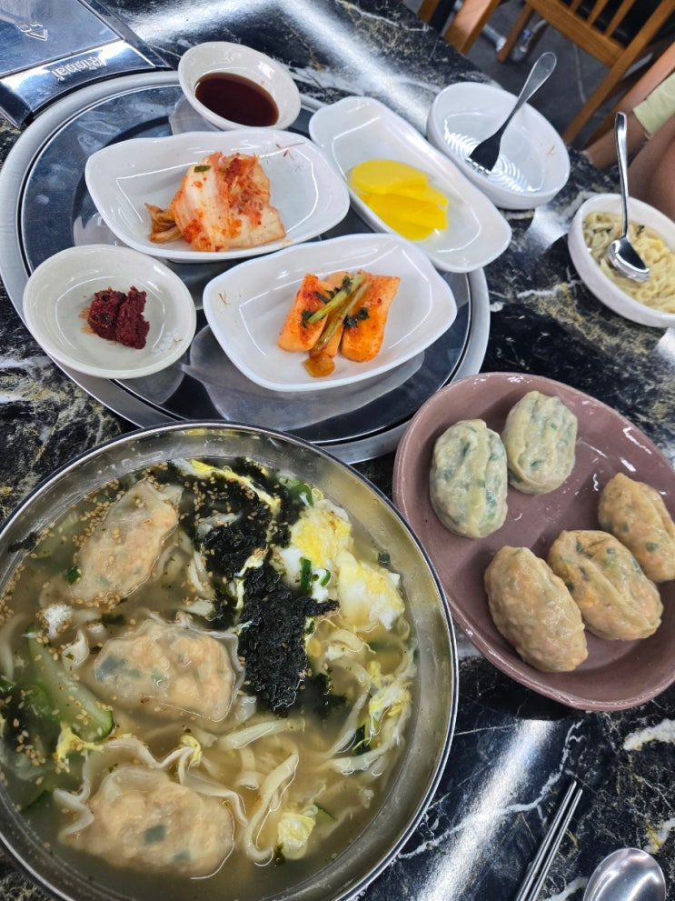  평택 비전동 맛집 손만두 전골 이루면 생면 샤브전골 콩국수 칼제비 칼국수 칼만두