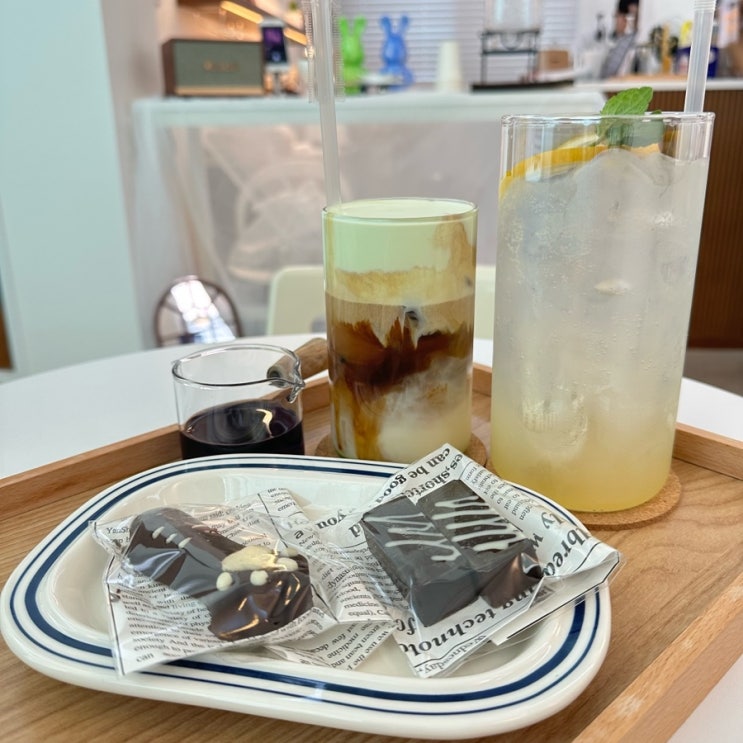 [대전 대흥동카페] 두바이 초콜렛 맛집 디저트 카페 '라쥬와'