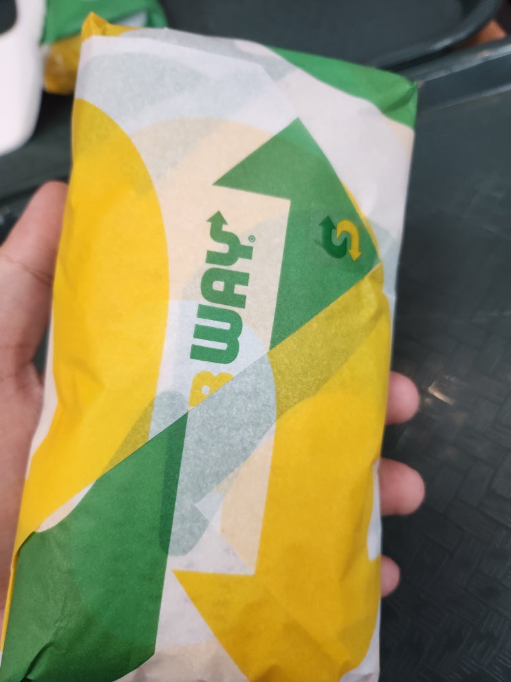  써브웨이 건대 입구점에서 먹어 본 참치 샌드위치 칼로리는?