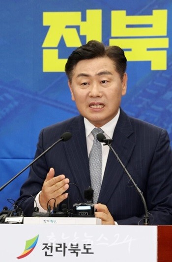  김관영 전북도정 2023년도 홍보비 20억 원 효과 분석 없이 주먹구구식 편파적 집행 논란... (제1보)