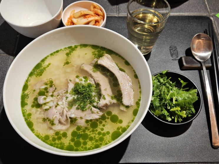  안국역 북촌 맛집 폭염에도 찾는 돼지국밥 미쉐린가이드 맛집 안암