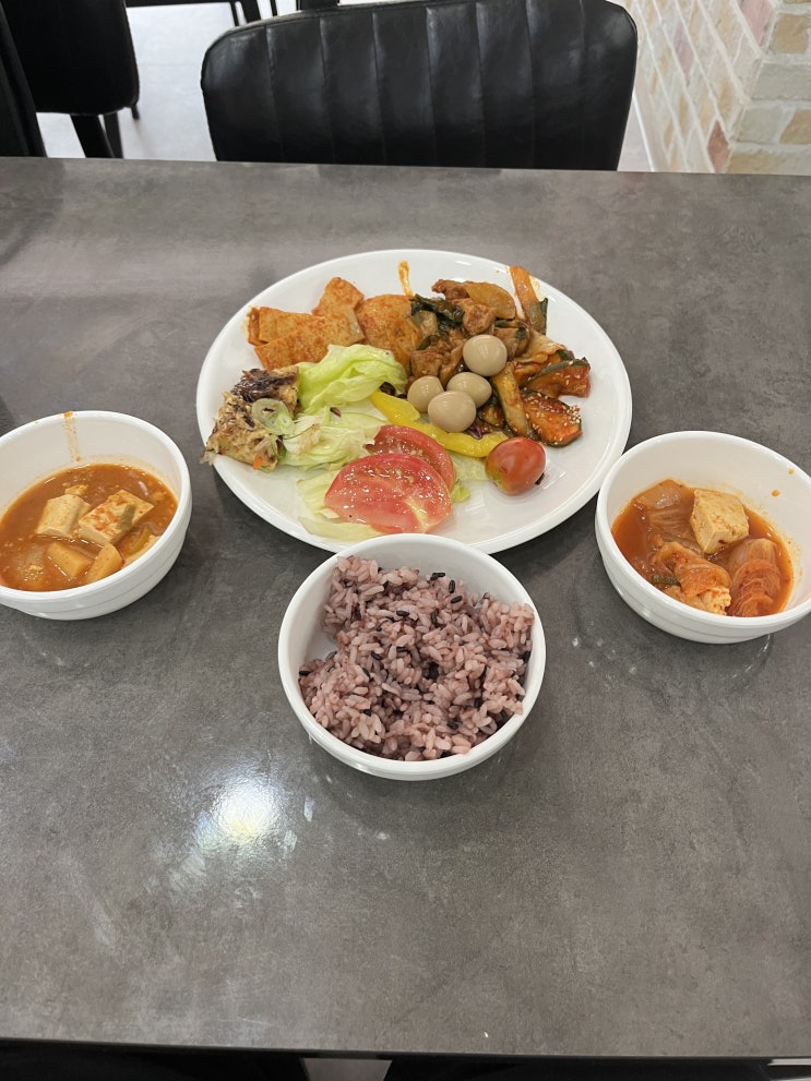  히히 먹기만 했네, 충북대는 정비중, 국밥에 소주, 치맥버킷