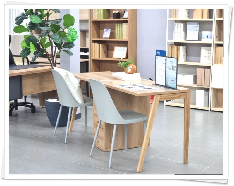 리바트 하움 책상 의자 똑똑하게 사는 경로 공유
