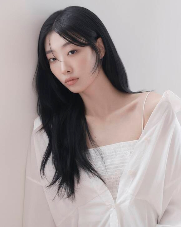 <b>류다인</b>, <b>전종서</b>·이주빈과 한솥밥…<b>앤드마크</b> 전속계약