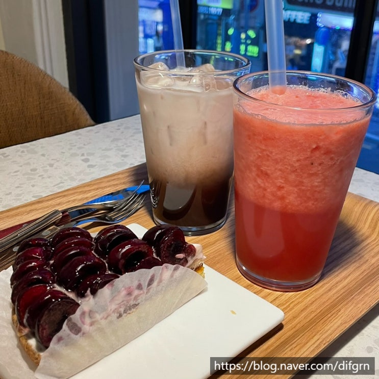  [부산대역카페] 보노베리 과일타르트 맛있음 - 또간집