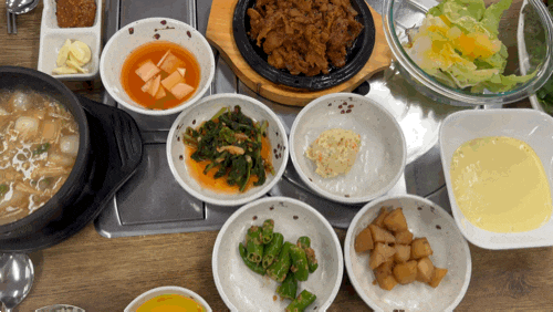  광교 법조타운 맛집 제육볶음 쌈채소 농부쌈밥