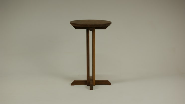  walnut stool / 호두나무 스툴_우디터
