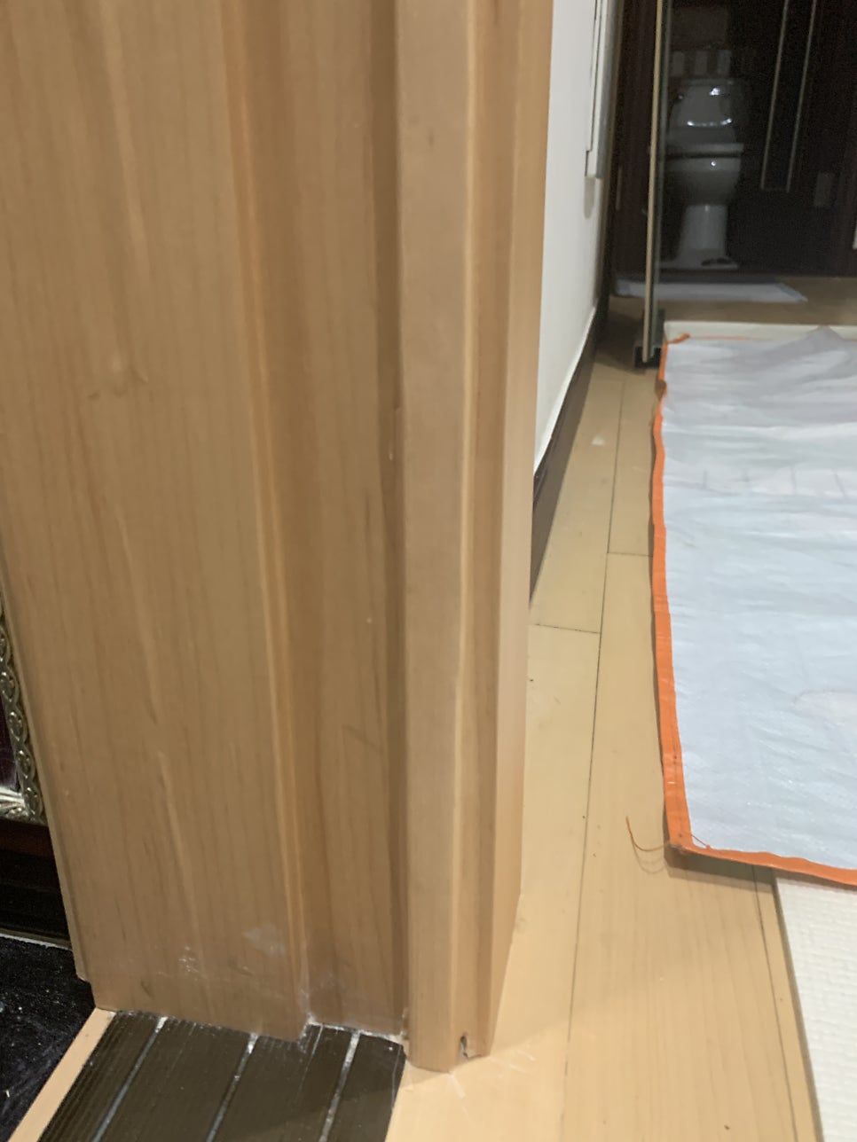 뜯어진 문틀시트지 보수복원전문