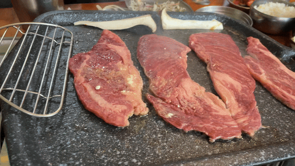  동작구 노량진역 맛집 [영흥정육식당]에서 소한마리 때려잡은날 / 주차