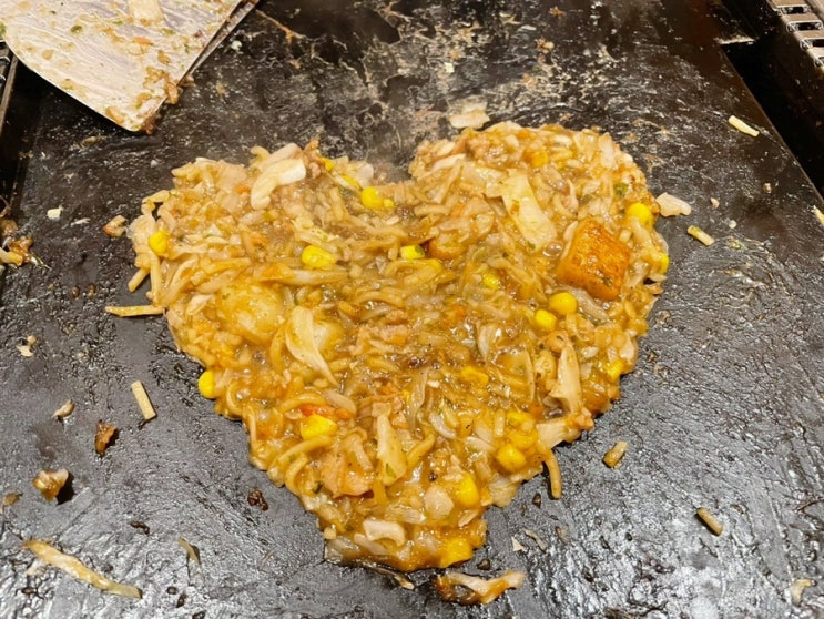  시부야 몬자야키 맛집, 츠키시마 몬자 쿠우야에서 정통 몬자야키를 맛보다.