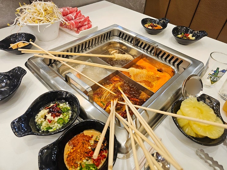  대림역 훠궈 맛집 쏘준간촨촨향훠궈 _ 하이디라오 같은 대림동 차이나타운 중국식 훠궈 샤브샤브 찐 맛집 후기