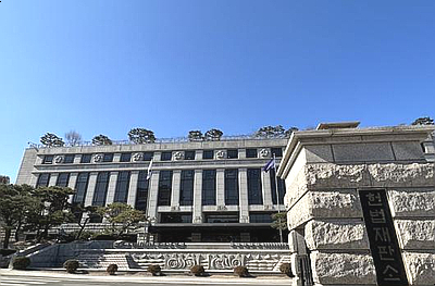 <b>이은애 헌법재판관</b>의 후임 후보로     김정원(59·사법연수원... 