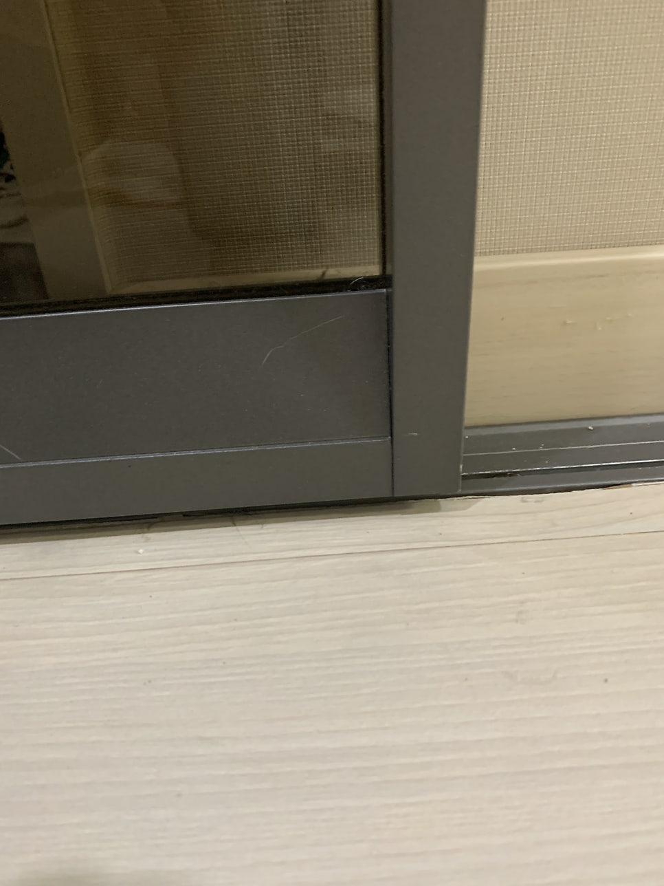 동탄 중문수리 뻑뻑한 바퀴수리
