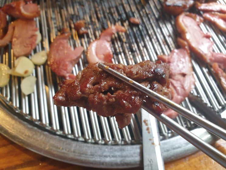  비 오는 날 온누리 장작구이 / 남양주시