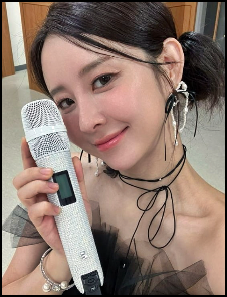 더위를 날려주는 여자 트로트 가수 1위 <b>은가은</b>