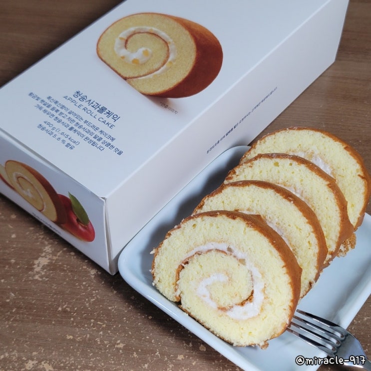  파리바게뜨 청송사과롤케익 가격 및 칼로리 내돈내산 리뷰