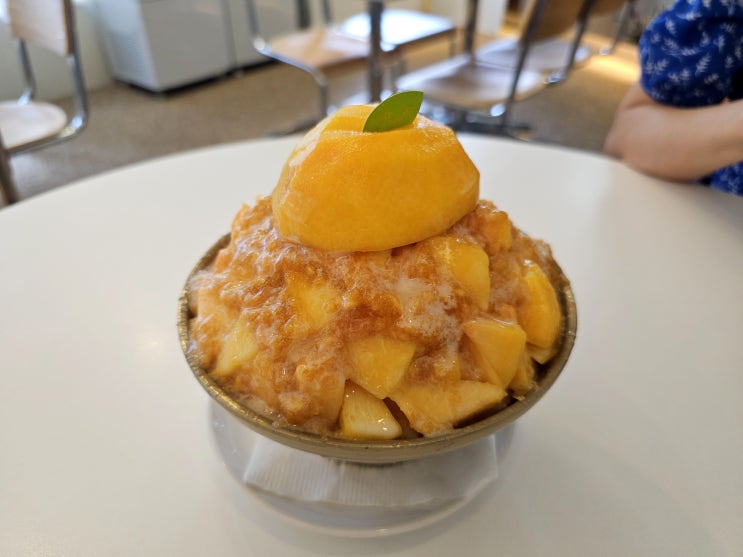  부산 남천동 카페-복숭아빙수가 맛있는 광안리 디저트 맛집 [숨달달]