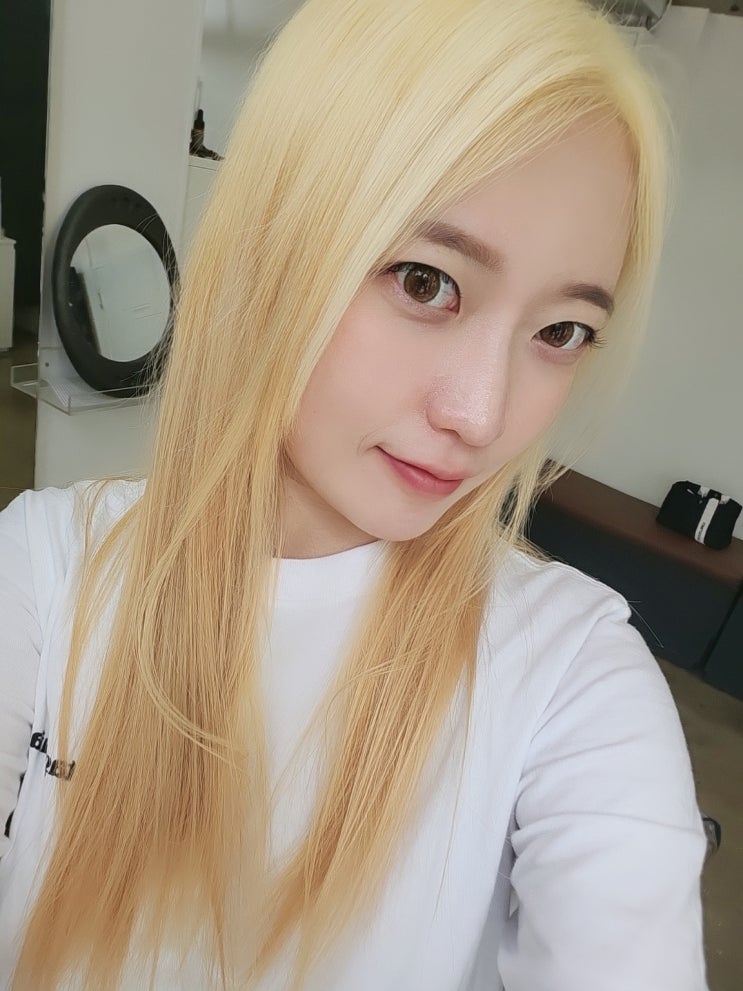  성신여대미용실 _ 탈색염색 전문으로 유명한 어썸헤어스튜디오