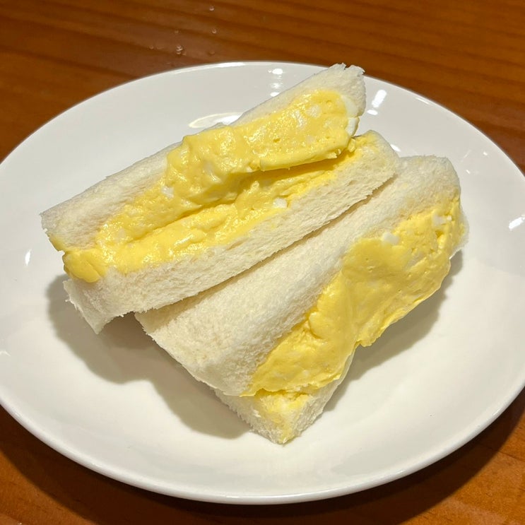  [스타벅스] 포근하고 고소한 샌드위치: 에그에그 샌드위치(칼로리, 가격, 맛)