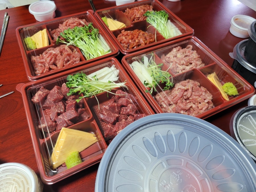 섭이네육회 사진 2