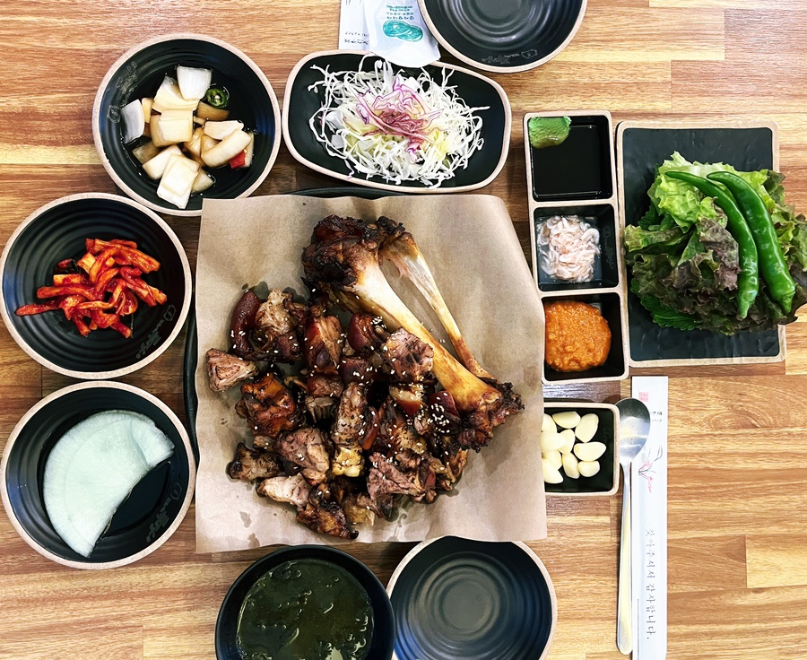 족발의장인족장 울산남구점 사진 1