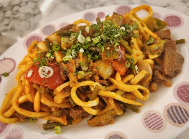 [DDP 맛집] 스타사마르칸트, 현지인이 만드는 중앙아시아 음식 전문점 (서울 이색 맛집, 동대문 우즈벡 식당, 사마르칸트 메뉴 추천, 실크로드 음식점, 곽튜브 러시아식당)