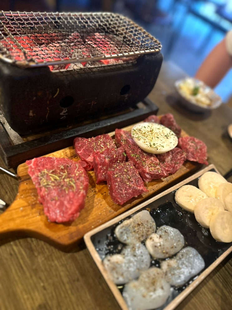  신대방맛집 태우마 신대방점 소고기삼합 분위기 맛집