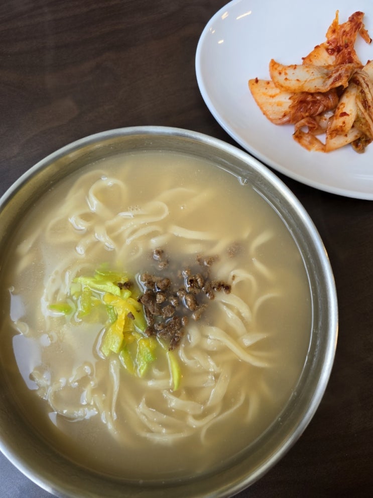  란이네 칼국수 : 광주 태전동 신규 오픈 식당에서 점심