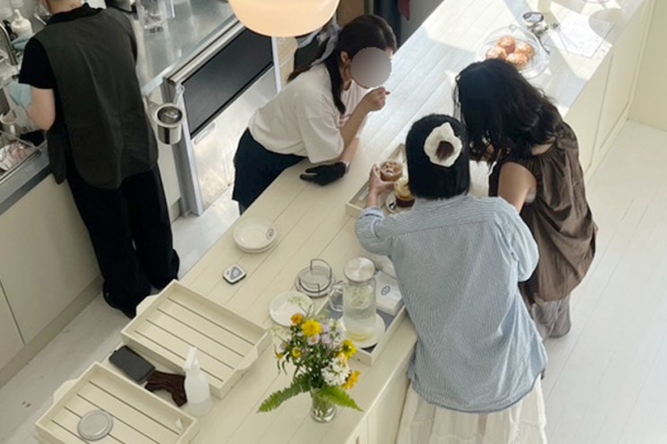  주말 광안리 투어 코스 미미락락 이에이 카페 브리즈 아카이브 외
