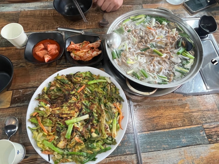  [강화도칼국수] 애견동반 가능한 도토리바지락손칼국수에서 칼국수랑 파전