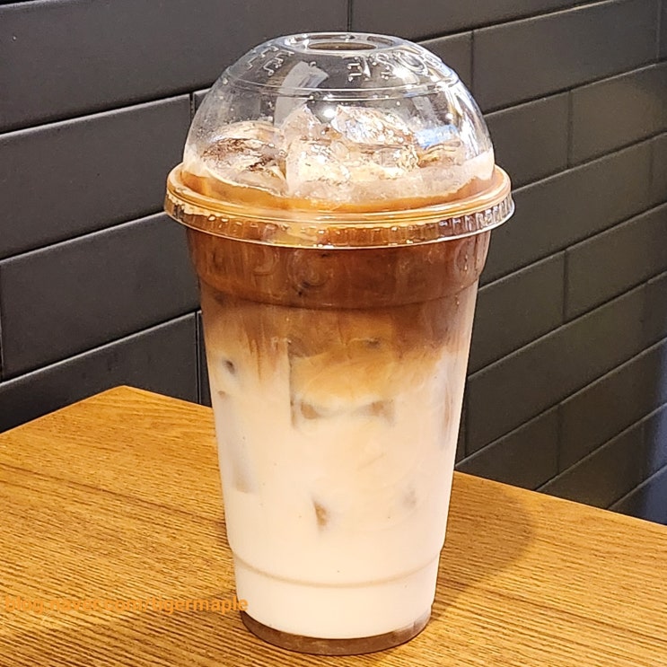 컴포즈 커피 추천메뉴 카라멜마끼아또 솔직한 맛 가격 칼로리 컴포즈 커피 추천메뉴 카라멜마끼아또 솔직한 맛 가격 칼로리