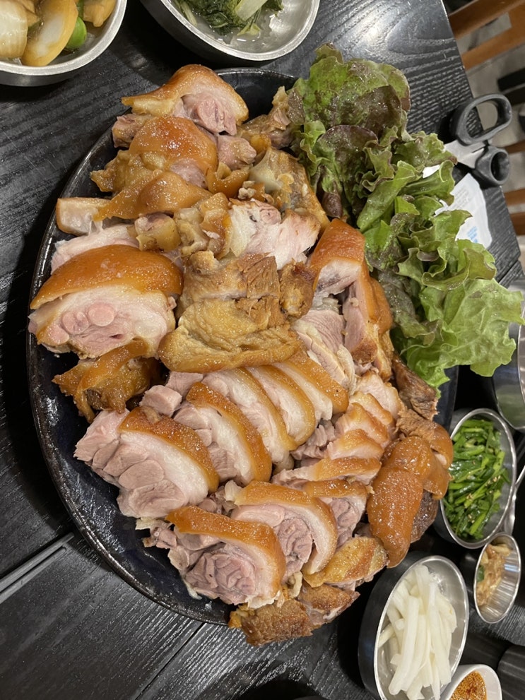  무더운 8월 맛집으로 보양하기